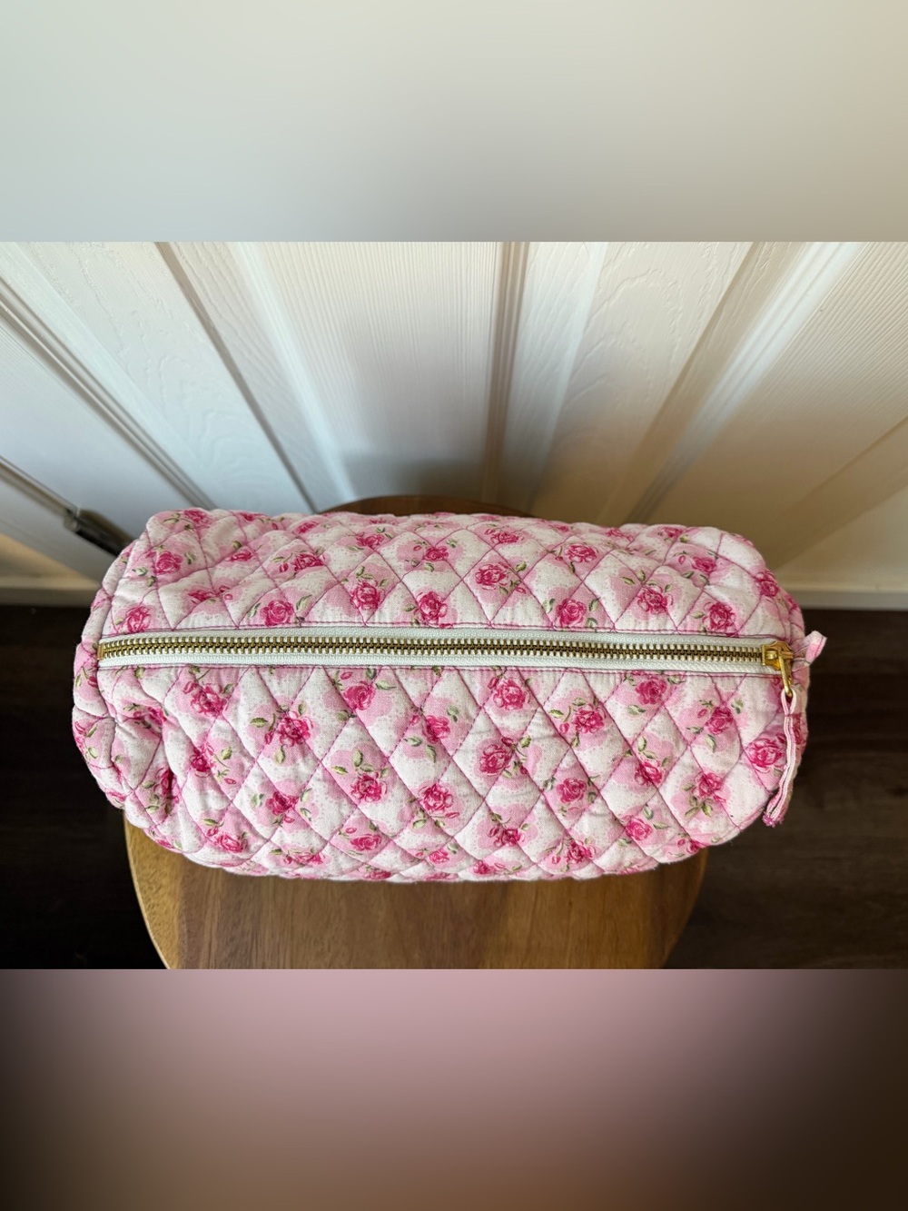 Love Shack Fancy Octavia Bag In Pink Divine
Quilted Romantic Cottagecore Floral - Picture 5 of 9